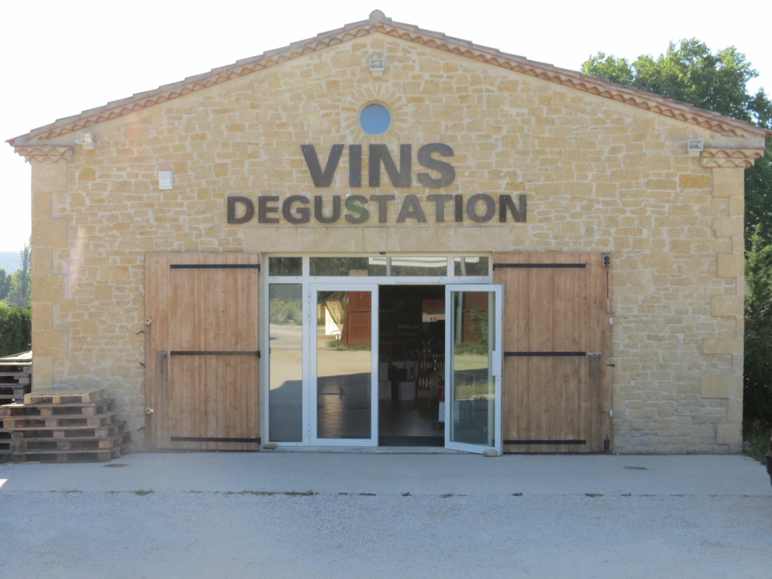 Vignerons Proprietes Associes