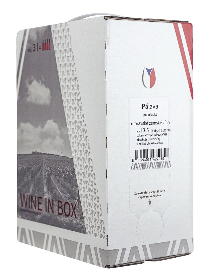 Vajbar Pálava Bag in Box 3L na białym tle